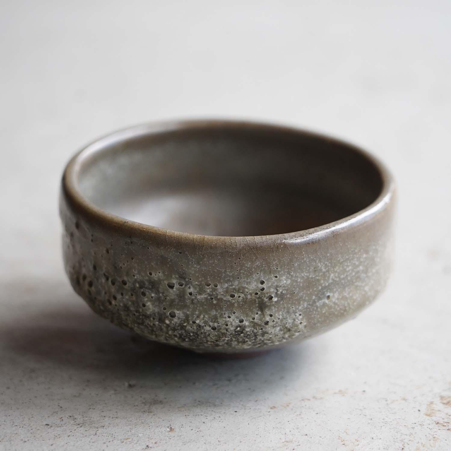 Matcha bowl XXX glaze Shokei mountain kiln Iwami ware Yunotsu ware