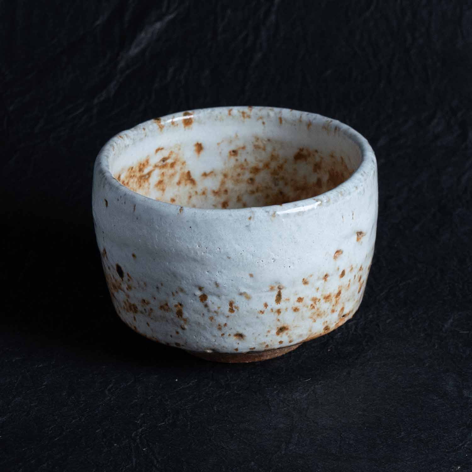Matcha bowl Straw ash glaze Semi-cylindrical tea bowl