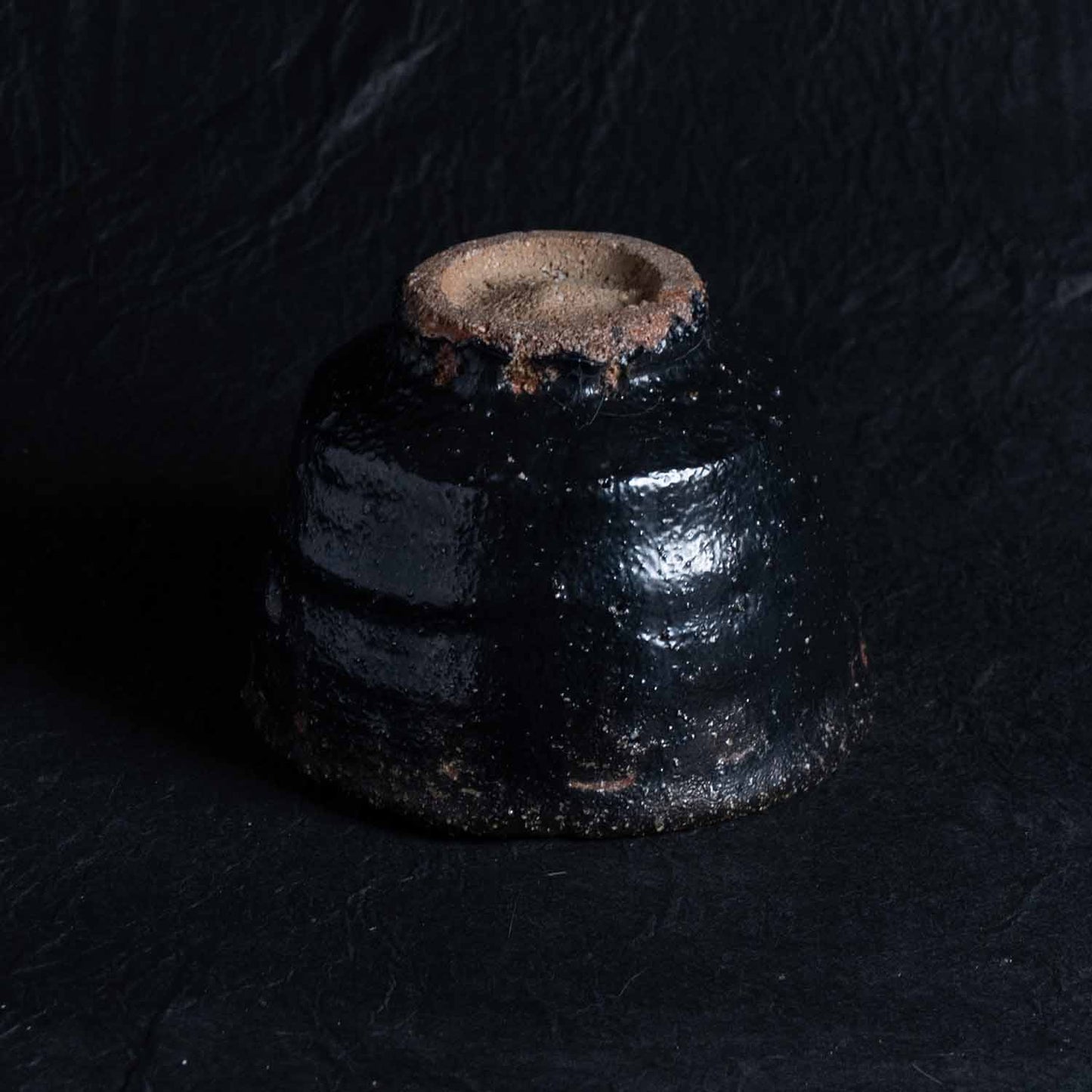 Matcha bowl Kimachi soil ash glaze Half cylinder Shokeiyama kiln Iwami ware Yunotsu ware